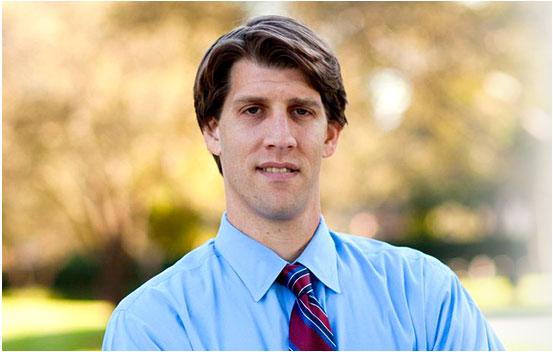 Attorney Jason Turchin portrait